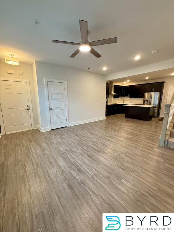 4330 Saunders Station Loop #A - Photo 5 of 32