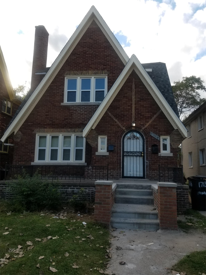 17147 Monica Street - Photo 2 of 50