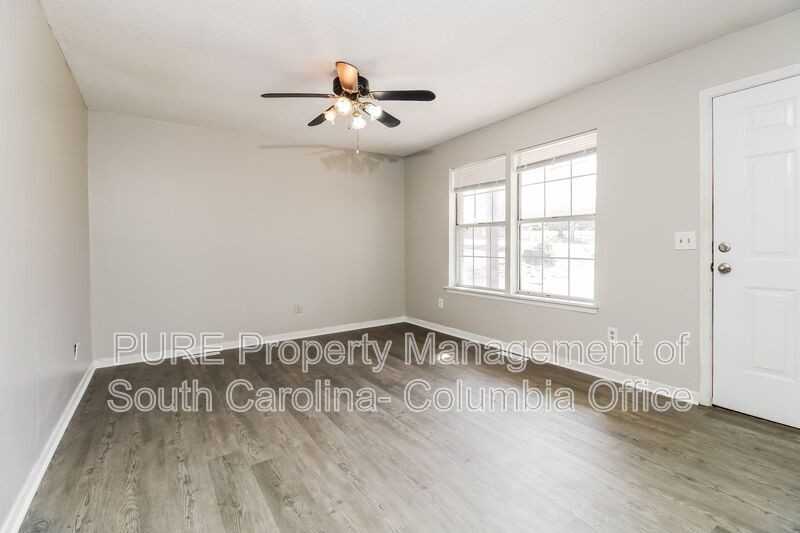 2420 Rosalyn Dr - Photo 3 of 17