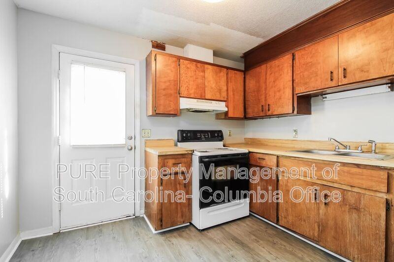 2420 Rosalyn Dr - Photo 5 of 17