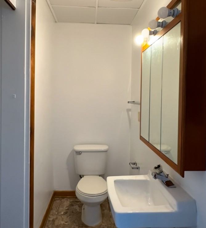 525 East Pine Street - Photo 4 of 11