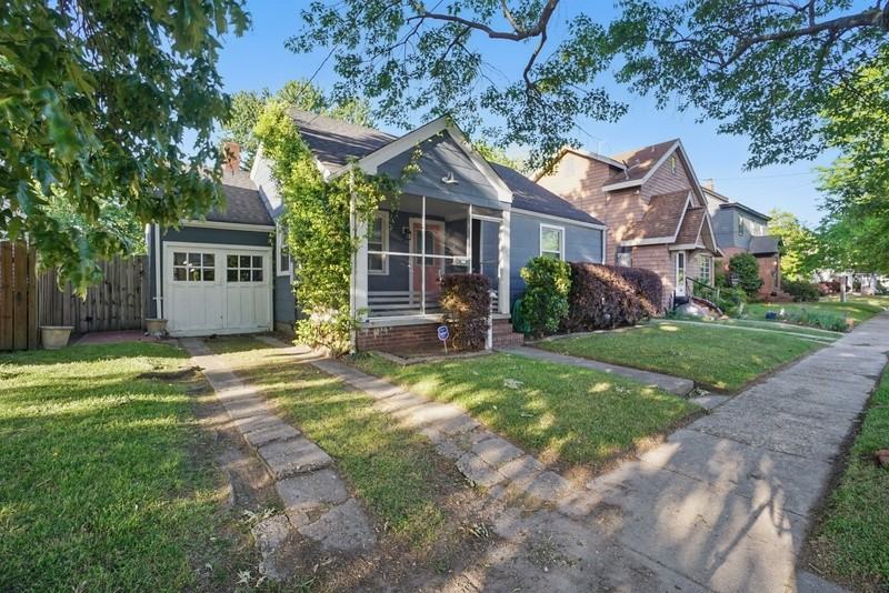 144 W Randall Ave - Photo 2 of 28