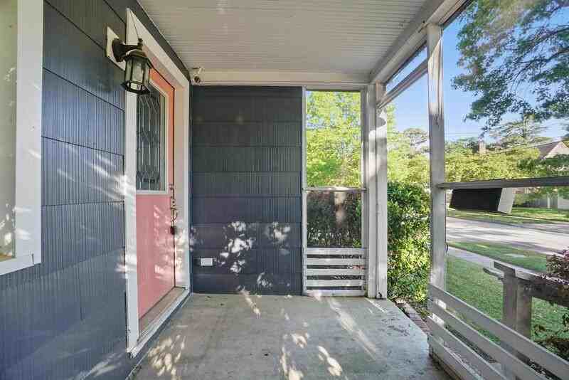 144 W Randall Ave - Photo 4 of 28