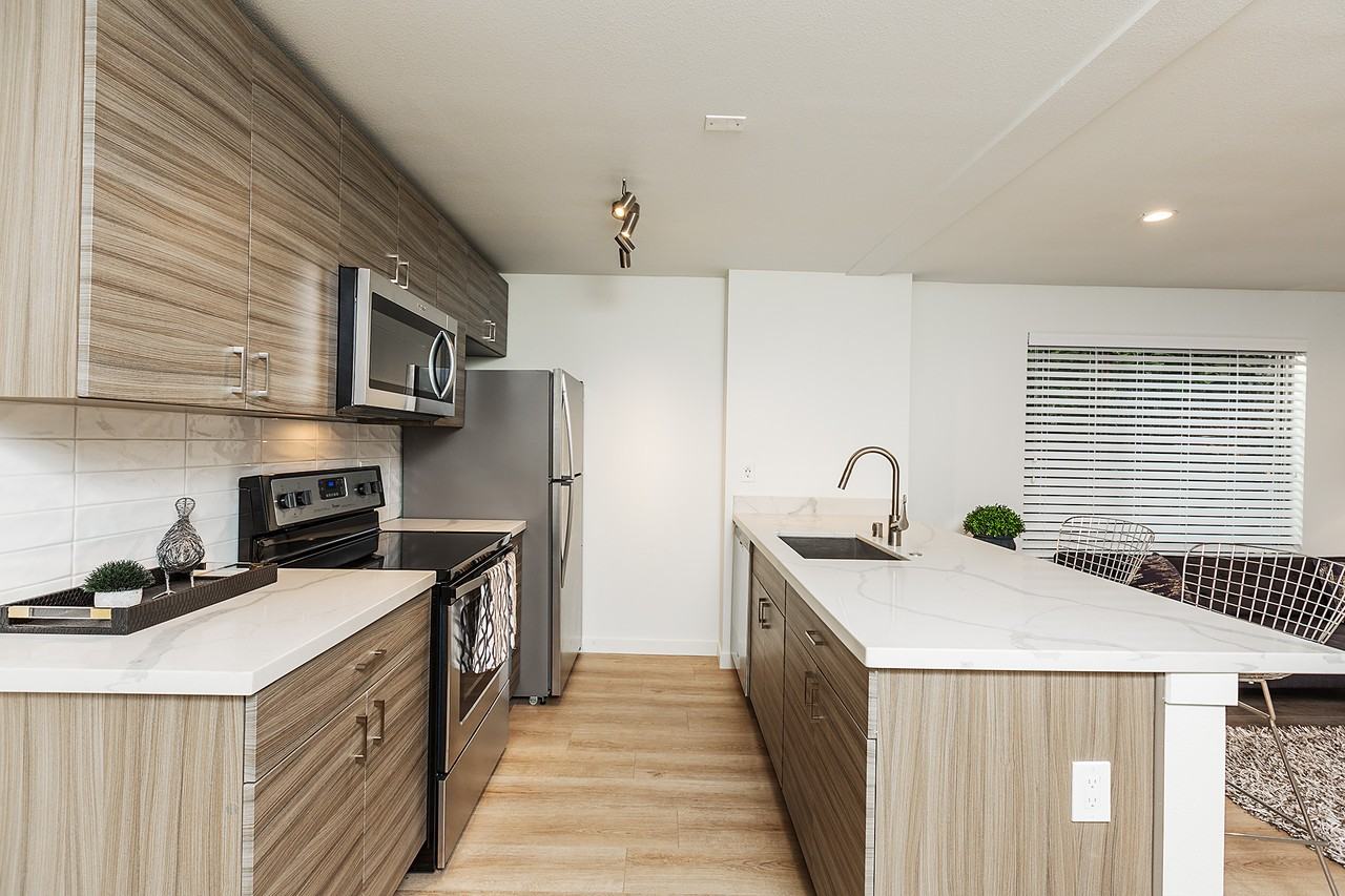 129 5th Ave NW - Photo 2 of 11