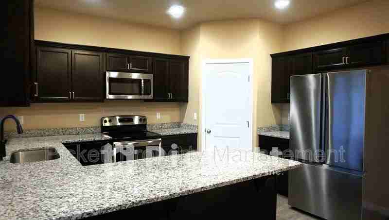 821 Se Kinsley Ln - Photo 6 of 12