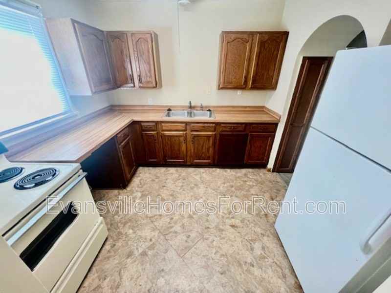 6501 Uebelhack Rd - Photo 3 of 7