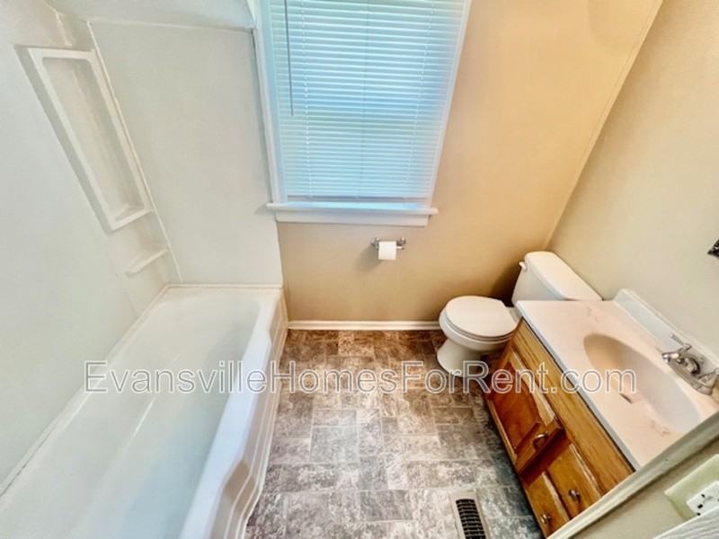 6501 Uebelhack Rd - Photo 6 of 7