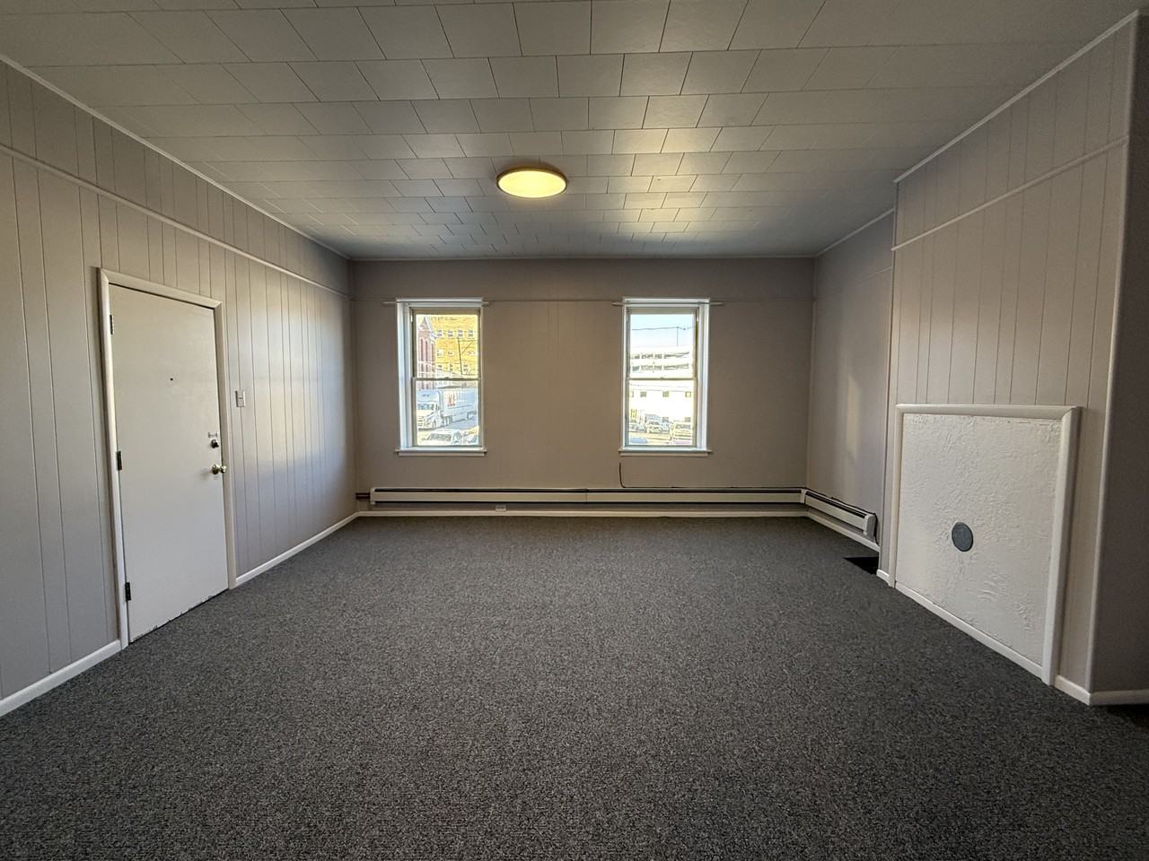 Morganti-Red - Photo 4 of 7