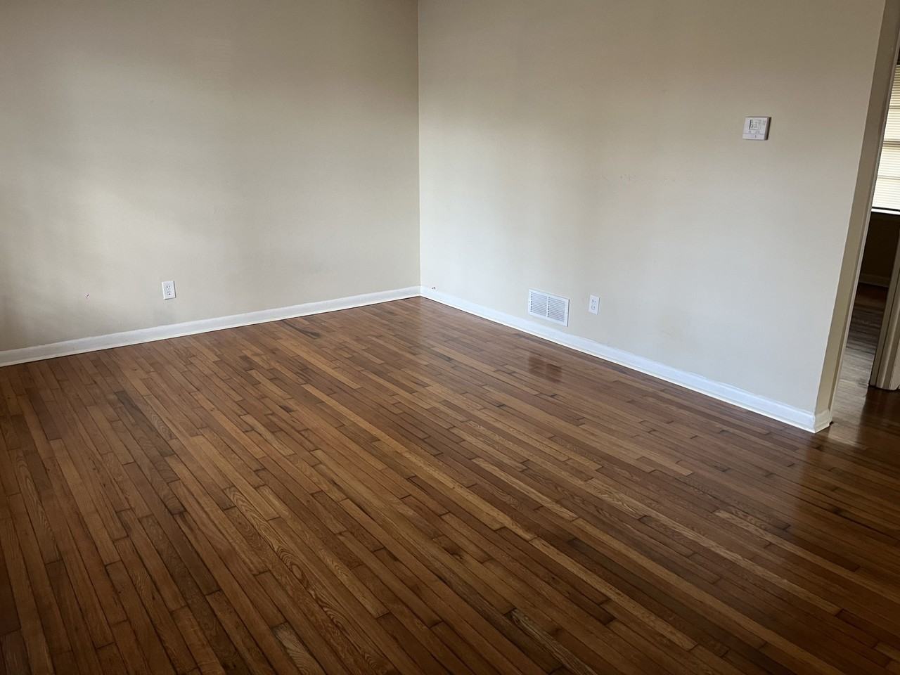 2801 Ameila Ave. - Photo 6 of 15