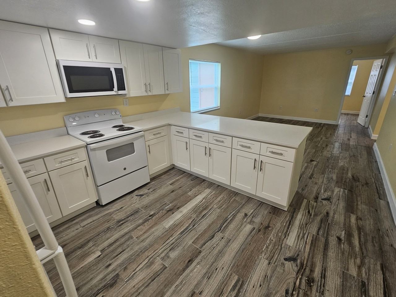 2035 Alpine Road - Photo 7 of 32