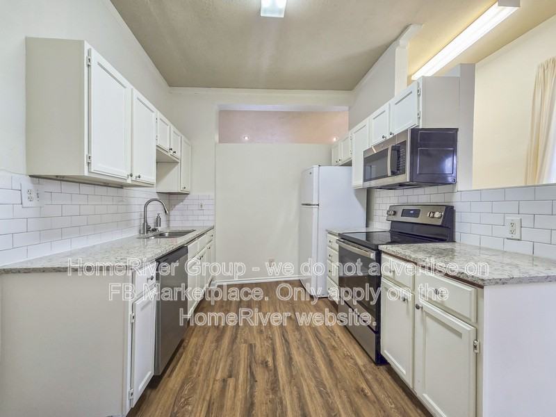 1019 Eldorado Ave - Photo 4 of 21