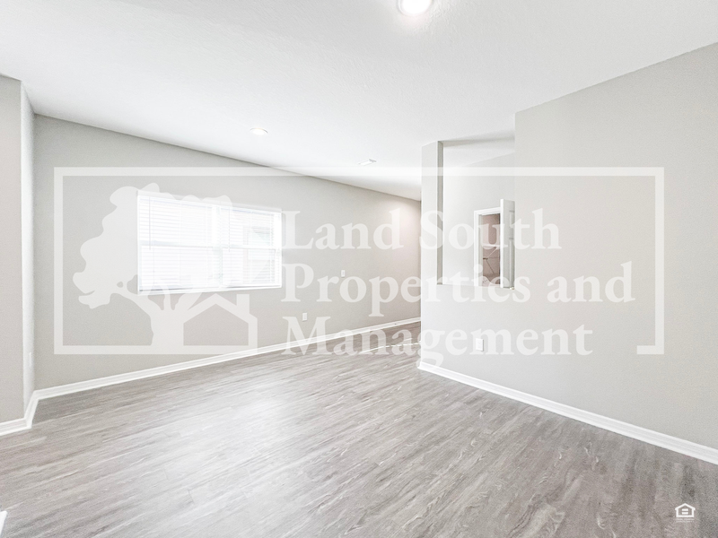 3442 Cup Dr - Photo 4 of 21