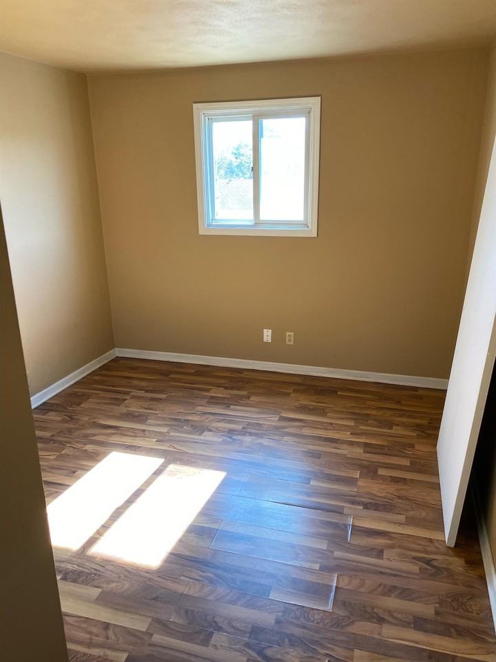 108 Harris Road - Photo 4 of 6