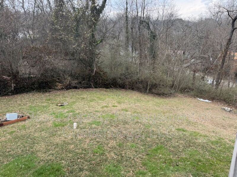 221/223 Vreeland St #223 - Photo 5 of 15