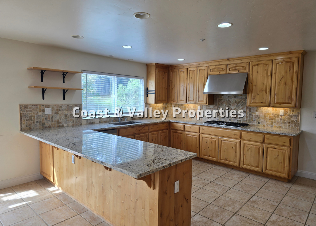 Woodland Heights Ct - Photo 5 of 21