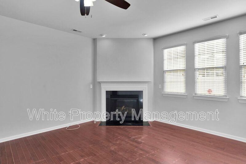 12352 Red Rust Ln - Photo 4 of 30