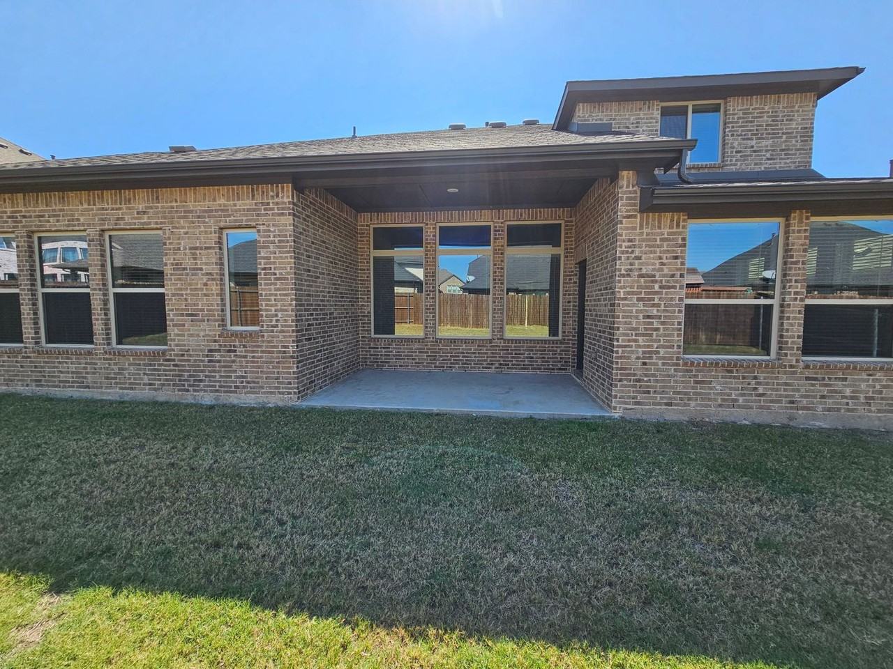 1740 Jamestown Dr - Photo 6 of 50