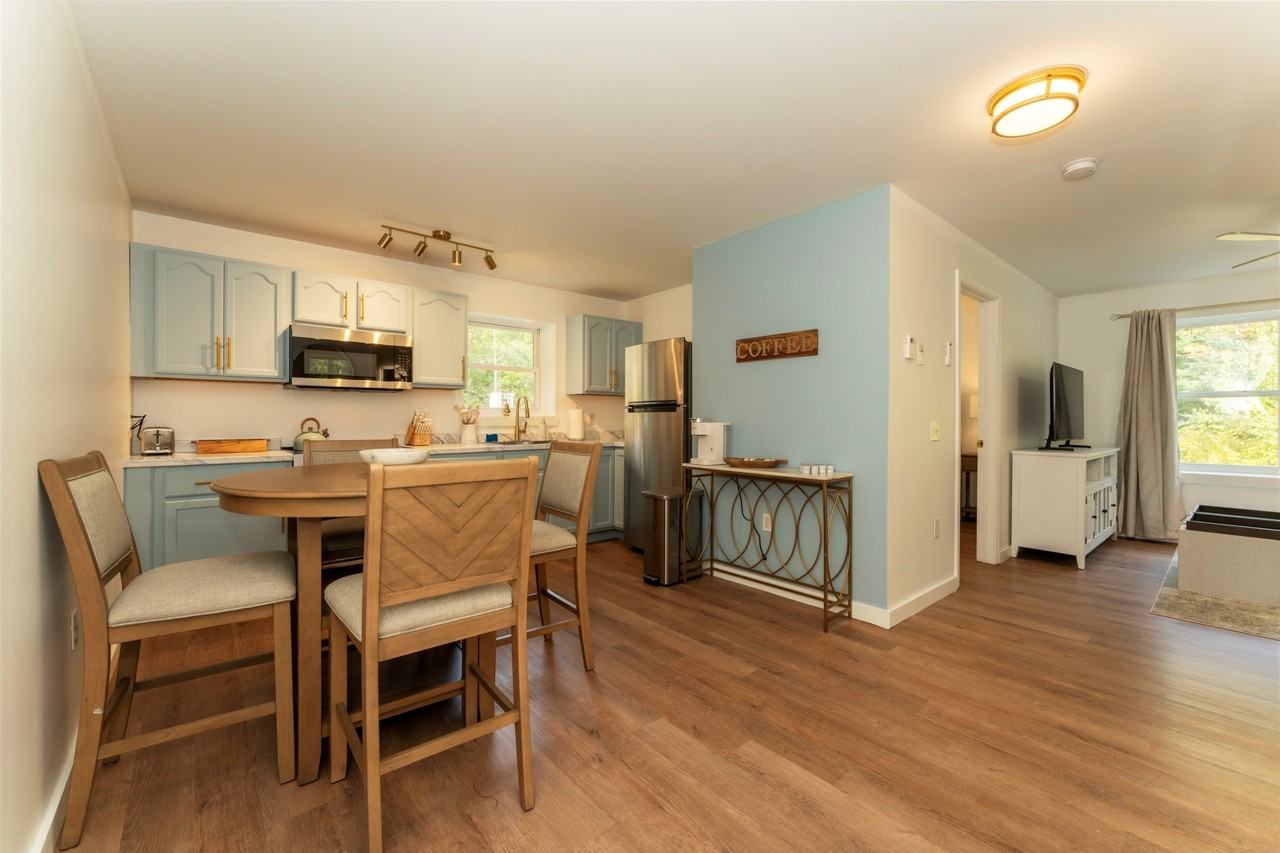 1117 Bar Harbor Road - Photo 6 of 50