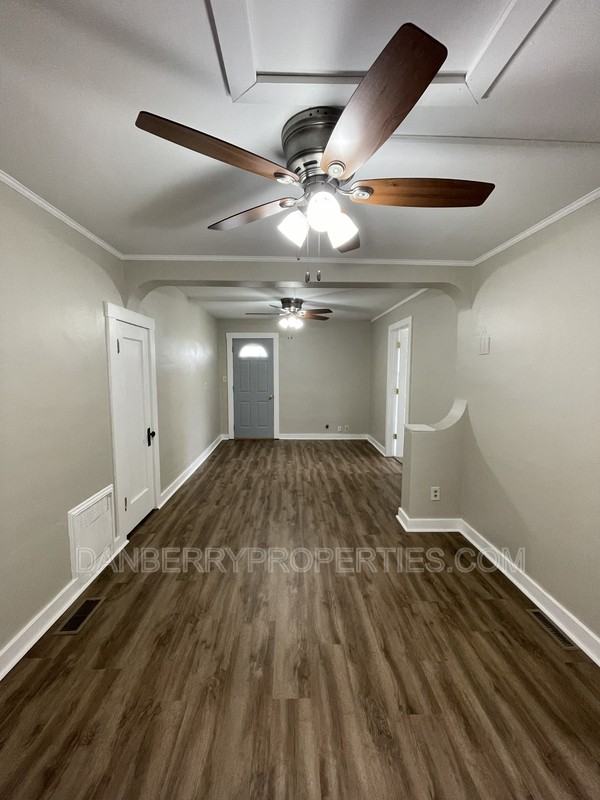 220 N Main St - Photo 2 of 16