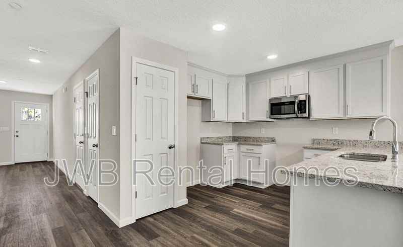 436 10th St S - Photo 2 of 26