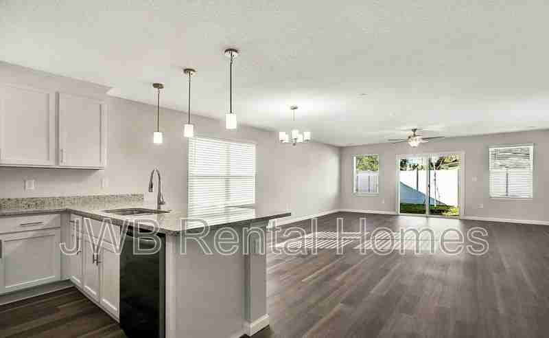 436 10th St S - Photo 4 of 26