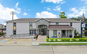 Stratford House Apartments - Photo 1 of 1