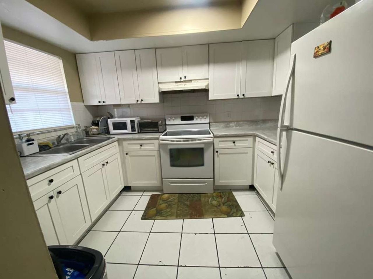 290 Flower Ln - Photo 6 of 13
