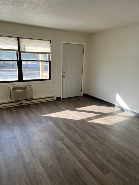 1203 Dixon Avenue - Photo 3 of 7