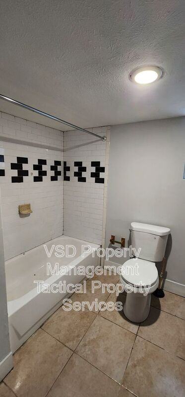 2048 West Blvd #6 - Photo 5 of 11