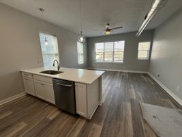 featured image of 21 W 16th St