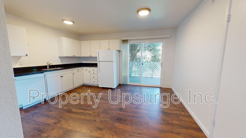 1045 California St - Photo 2 of 14