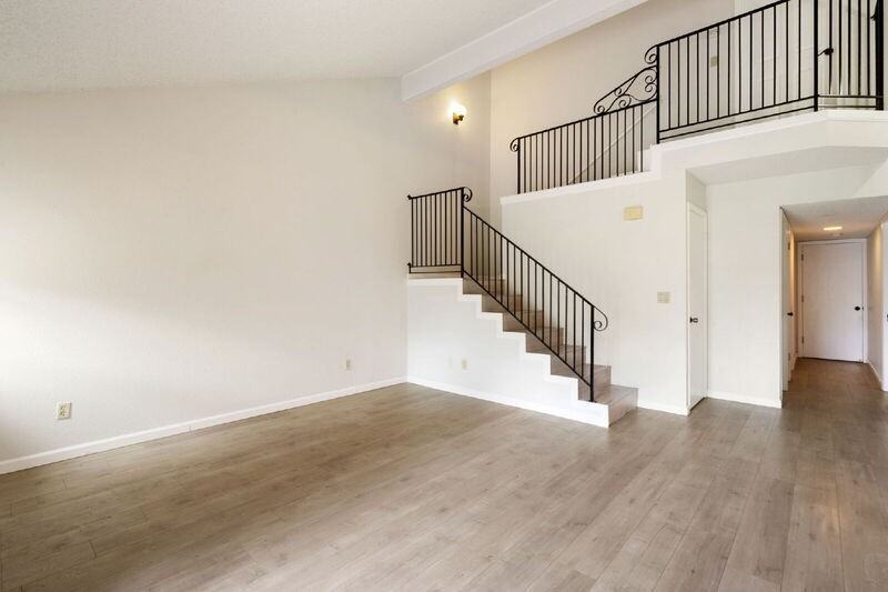 9417 Aizenberg Cir - Photo 3 of 22