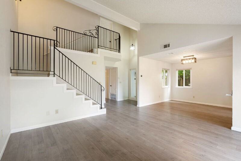 9417 Aizenberg Cir - Photo 4 of 22