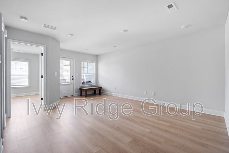 2538 Lydia Ave #1 - Photo 6 of 36