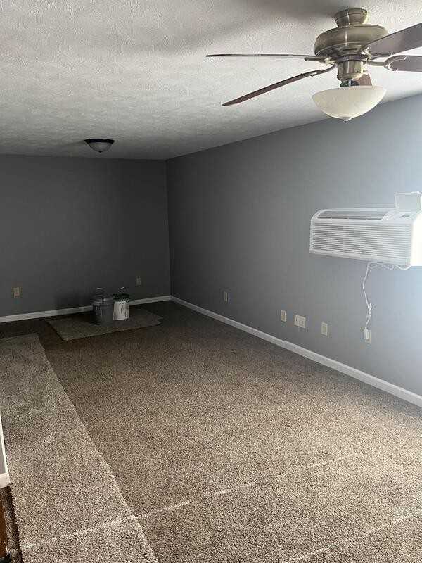 408 S 24th St - Photo 4 of 8