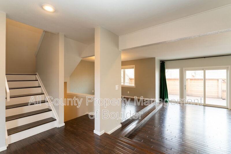 1520 Harrison Ave - Photo 2 of 20