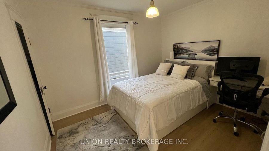 96 Hollywood Crescent - Photo 7 of 12