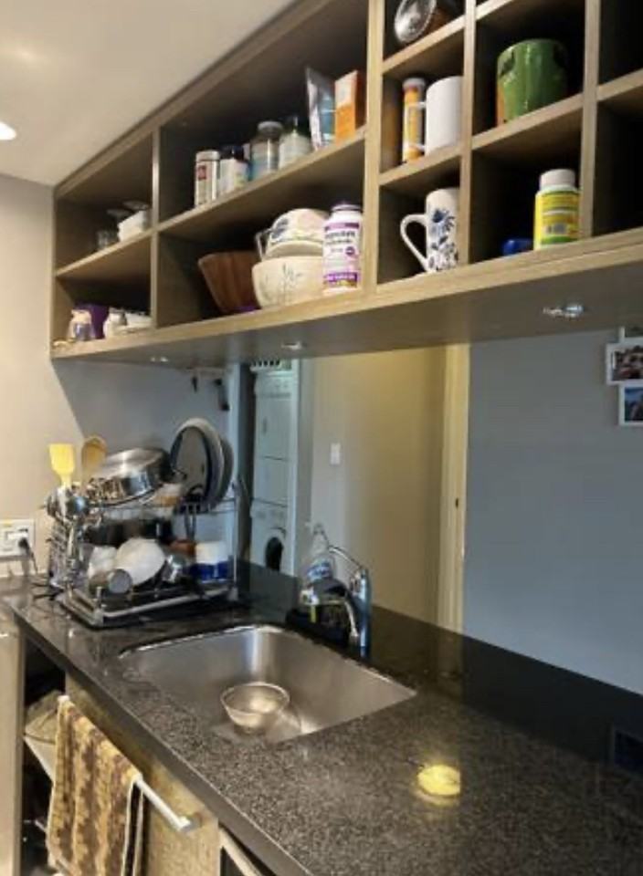 833 Seymour St - Photo 7 of 18