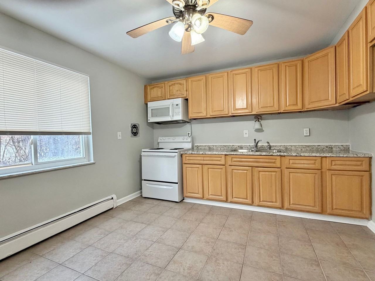 Clovernook Chateau Apartments - Photo 2 of 13