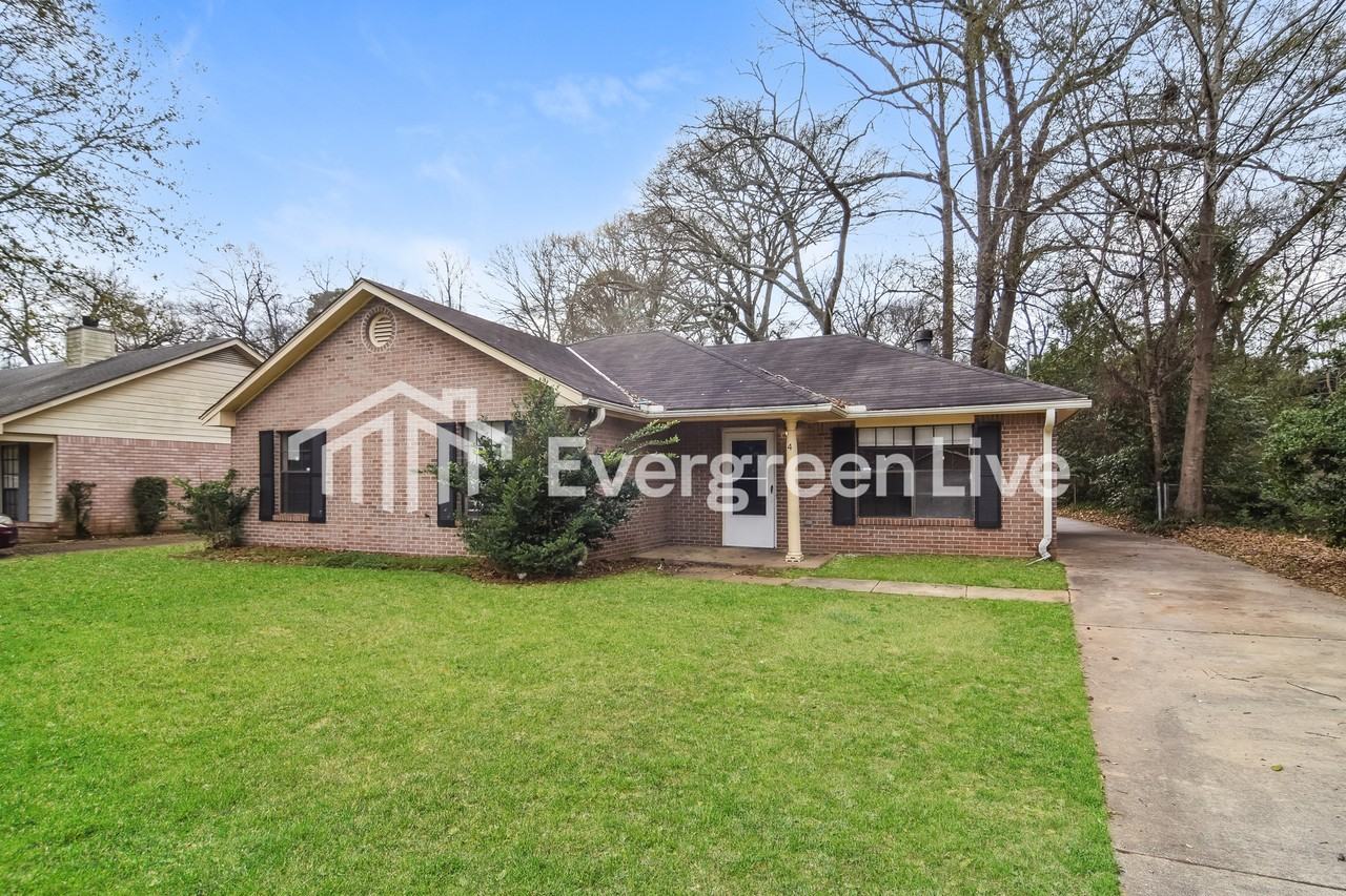 460 Forest Park Dr - Photo 2 of 15