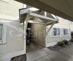 featured image of 608 608 N. Roosevelt - 608NROO