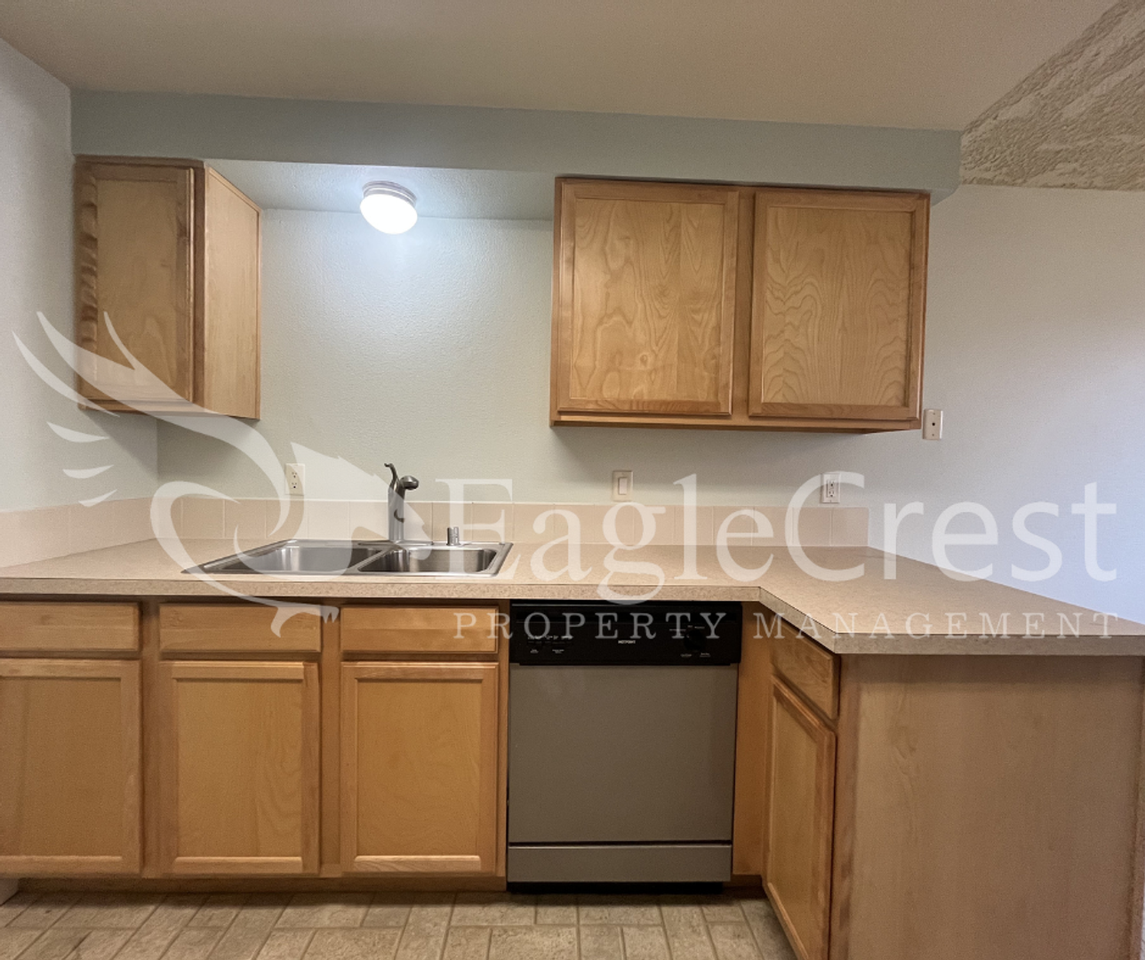 608 608 N. Roosevelt - 608NROO #608NROO - Photo 6 of 48