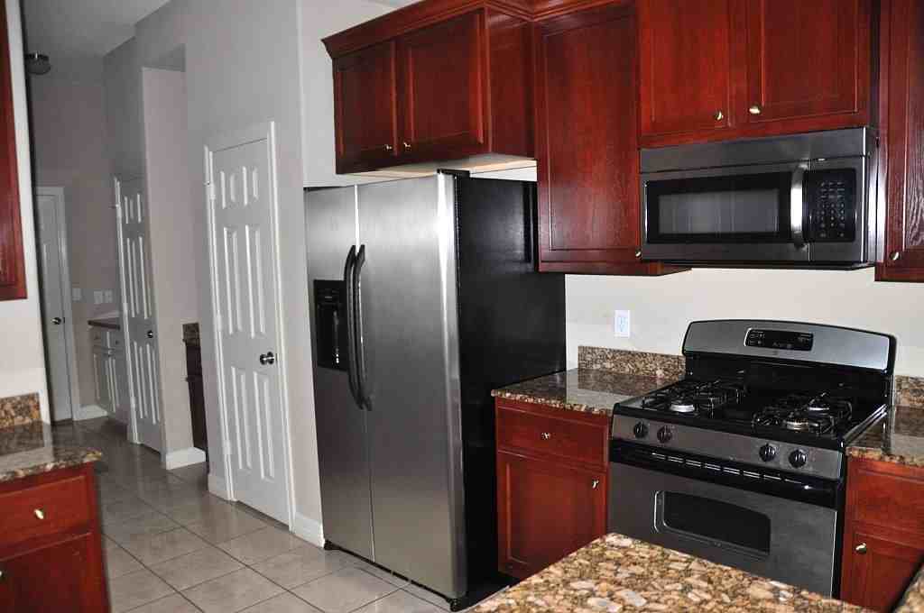 1906 Jara Court - Photo 3 of 14