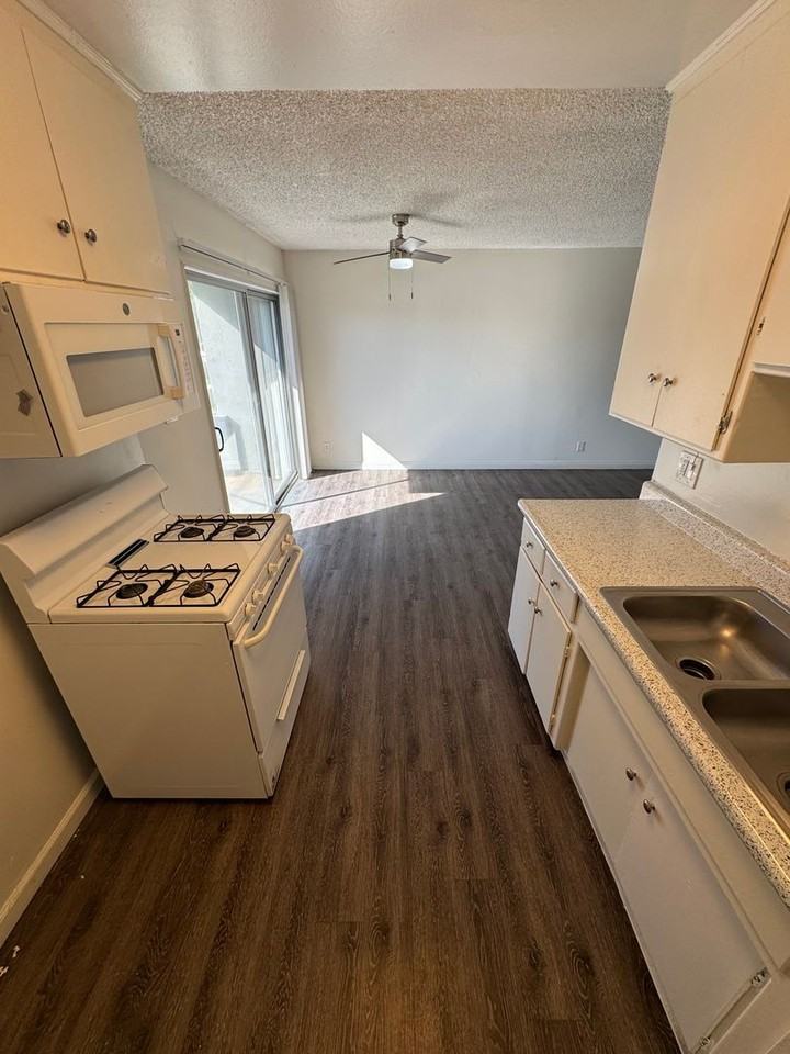 Settle into Your Forever Home in this Lovely Space! - Photo 7 of 21