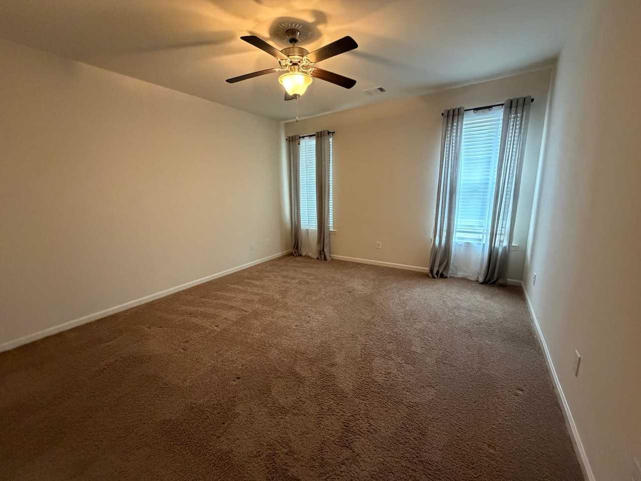 4619 Morgan Ln - Photo 6 of 13