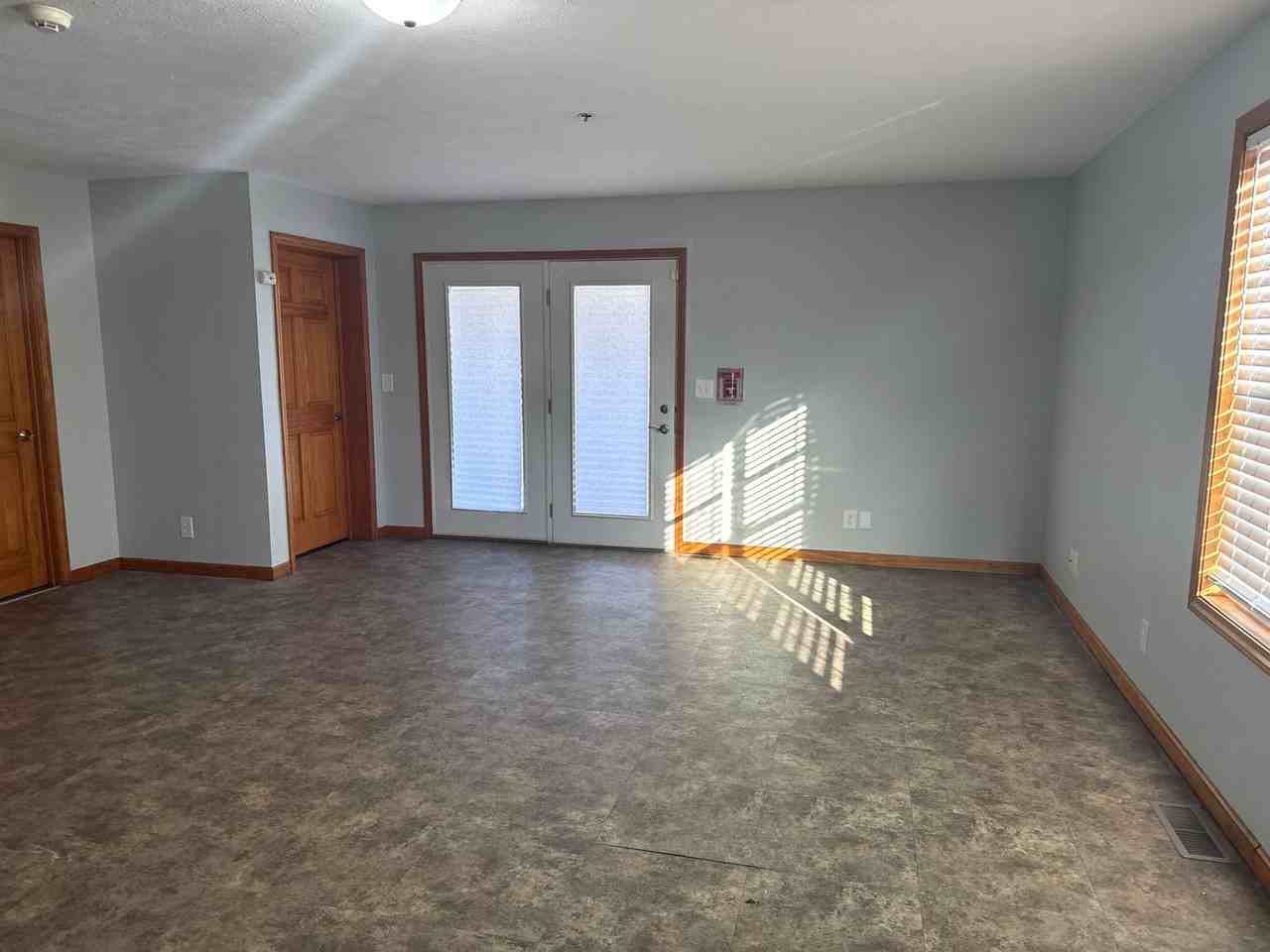 2914 Sandy Ln - Photo 3 of 20