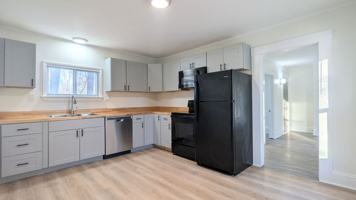 featured image of 8 Cedar Ct