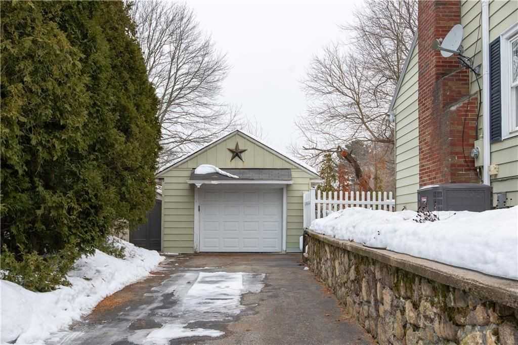 25 Weeks St - Photo 3 of 44