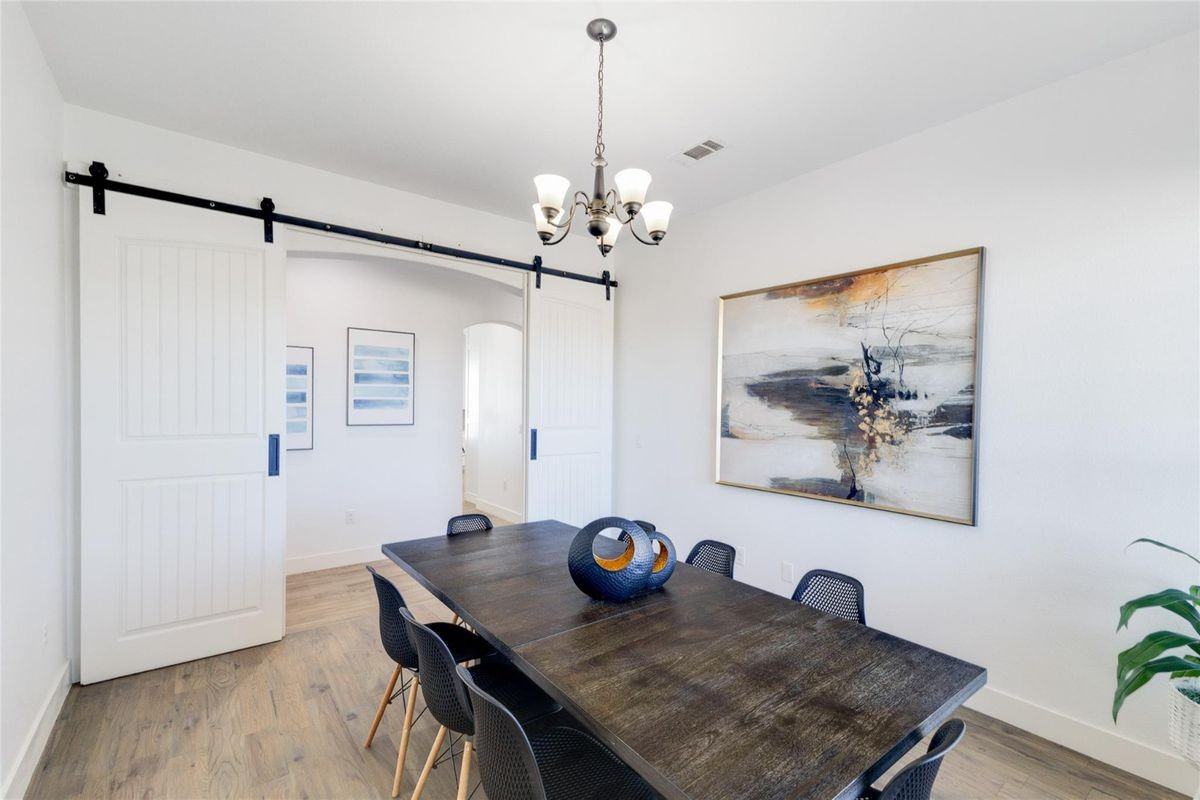 1399 E Highland Rd - Photo 2 of 40