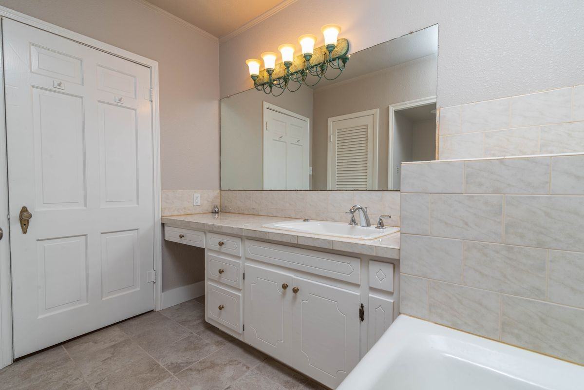 609 S Pecan Ave - Photo 7 of 16